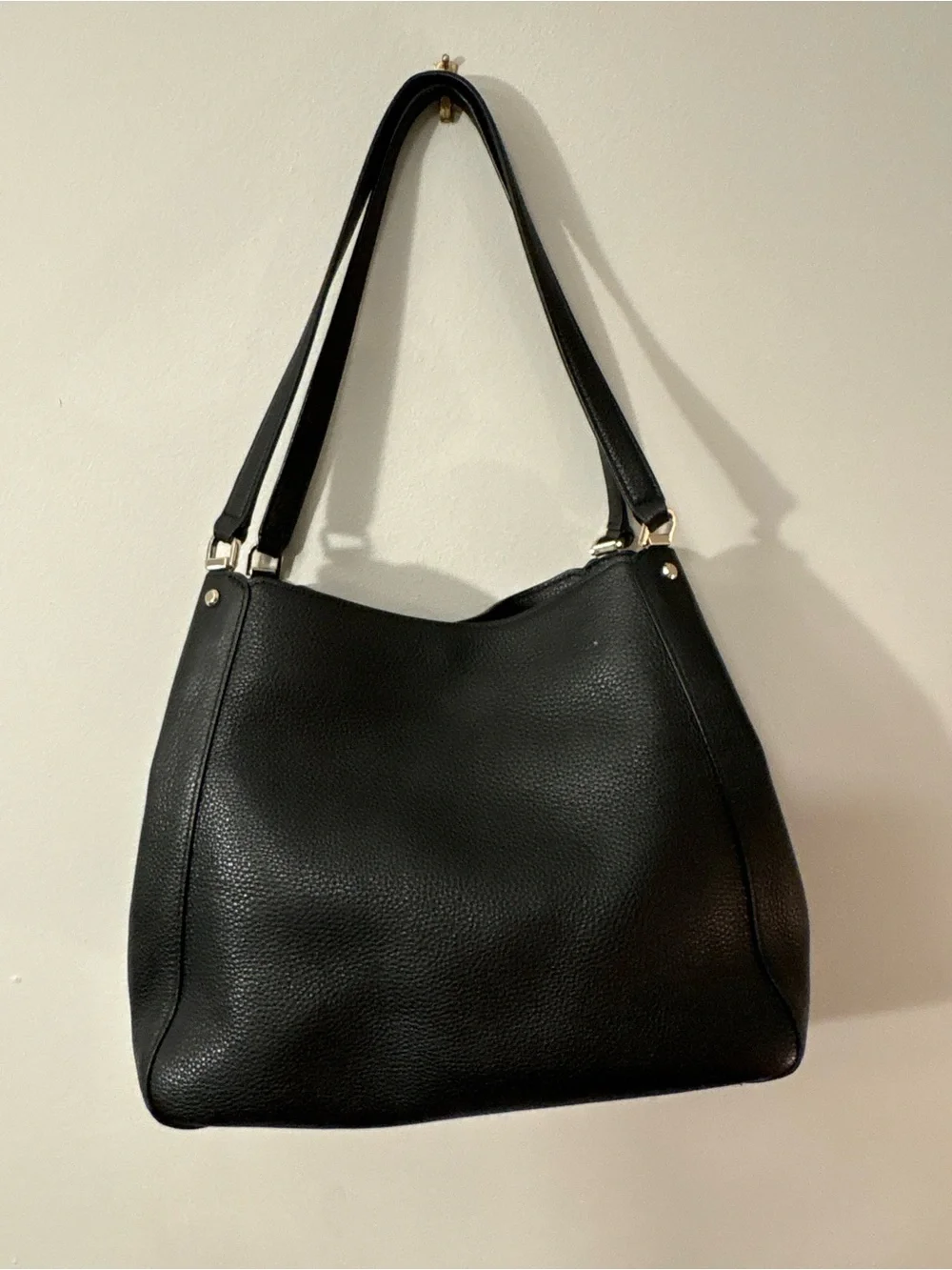 Kate Spade New York Black Pebbled Leather Hobo Shoulder Bag — Gold Hardware 👜